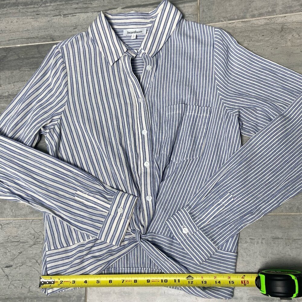 Heartloom Twist Front Hem Button Down Shirt Blue White Striped Blouse Size Small - Picture 5 of 8
